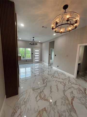 5108 Sunbeam Street, Houston, TX 77033