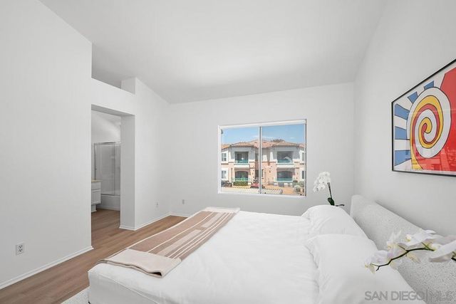 11382 Via Rancho San Diego D, El Cajon, CA 92019