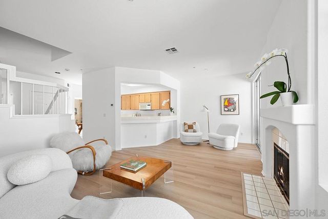 11382 Via Rancho San Diego D, El Cajon, CA 92019
