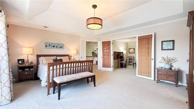 328 Warrington Court, Lee's Summit, MO 64064