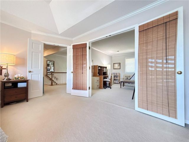 328 Warrington Court, Lee's Summit, MO 64064