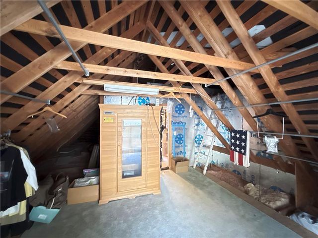 328 Warrington Court, Lee's Summit, MO 64064