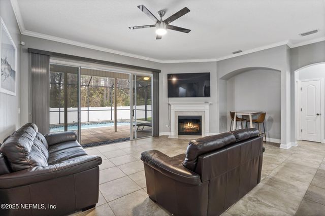 9407 WOODLEIGH MILL Drive, Jacksonville, FL 32244