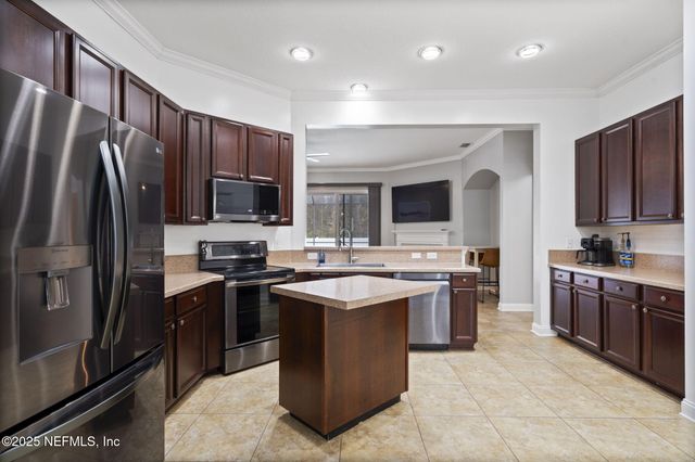 9407 WOODLEIGH MILL Drive, Jacksonville, FL 32244