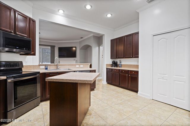 9407 WOODLEIGH MILL Drive, Jacksonville, FL 32244