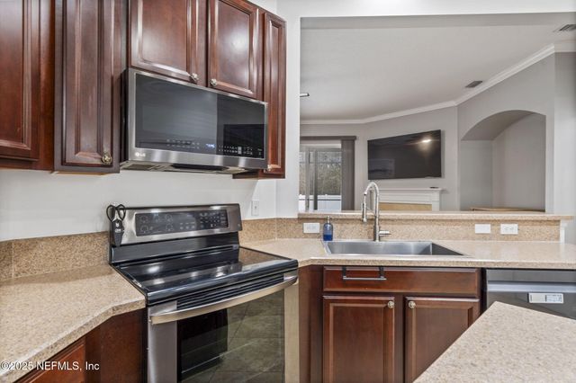 9407 WOODLEIGH MILL Drive, Jacksonville, FL 32244