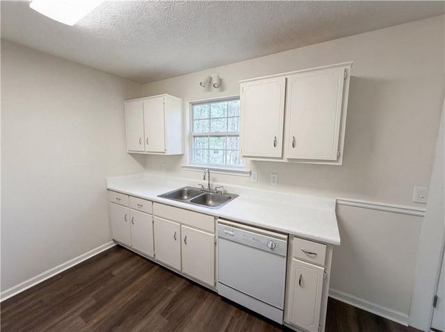 6460 River Hill Drive, Flowery Branch, GA 30542