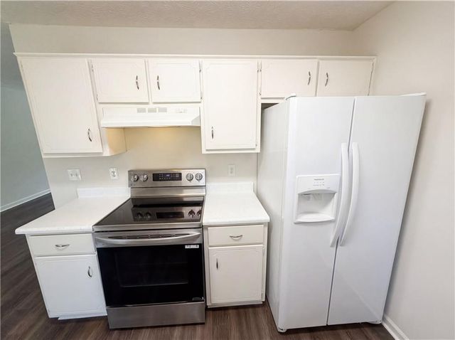 6460 River Hill Drive, Flowery Branch, GA 30542