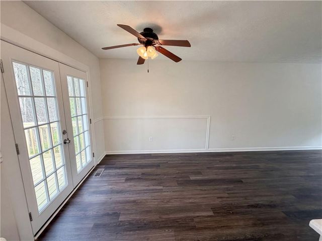 6460 River Hill Drive, Flowery Branch, GA 30542