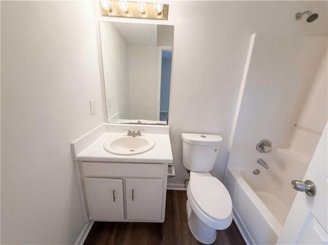 6460 River Hill Drive, Flowery Branch, GA 30542