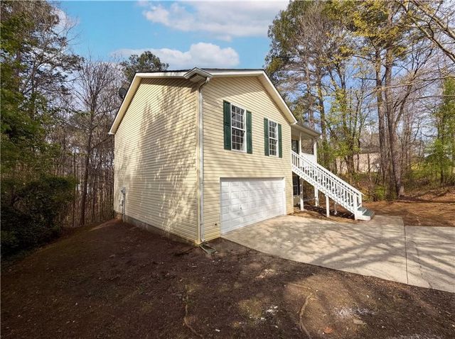 6460 River Hill Drive, Flowery Branch, GA 30542