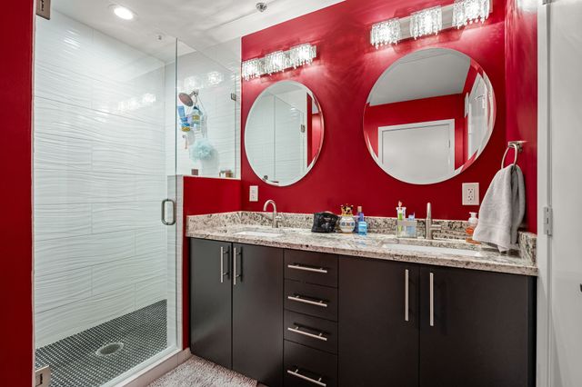 1001 Belleview Street 305, Dallas, TX 75215