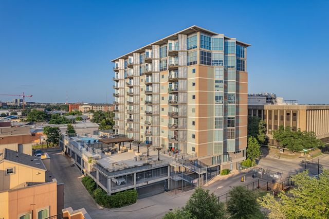1001 Belleview Street 305, Dallas, TX 75215