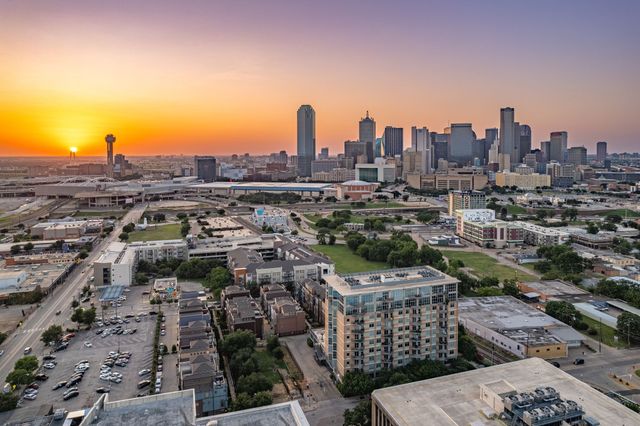 1001 Belleview Street 305, Dallas, TX 75215