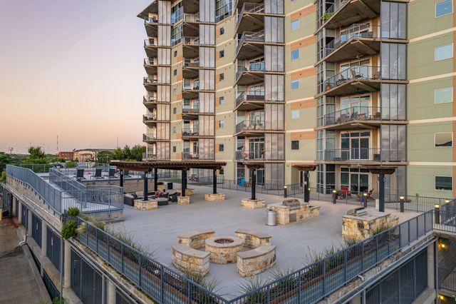 1001 Belleview Street 305, Dallas, TX 75215