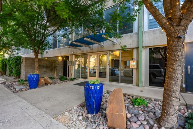 1001 Belleview Street 305, Dallas, TX 75215