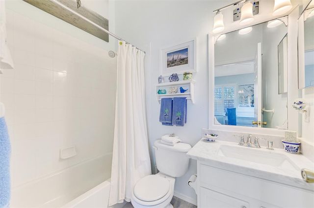 5072 MISTY CANAL PLACE, Bradenton, FL 34203