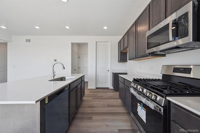 302 W Owen Avenue, Keenesburg, CO 80643