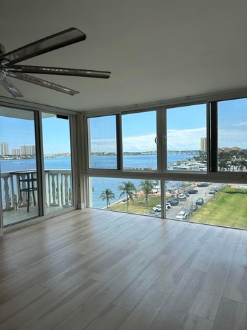 301 Lake Shore Drive 708, Lake Park, FL 33403