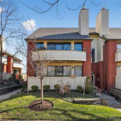 5567 Waterman Boulevard B, St Louis, MO 63112