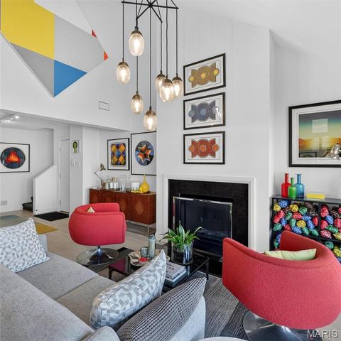 5567 Waterman Boulevard B, St Louis, MO 63112