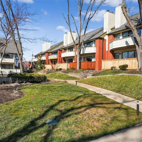 5567 Waterman Boulevard B, St Louis, MO 63112