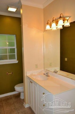 4078 Oak Pointe Dr, Gulf Breeze, FL 32563