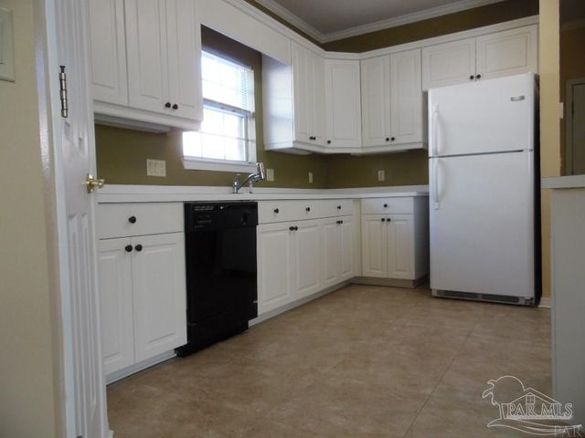 4078 Oak Pointe Dr, Gulf Breeze, FL 32563