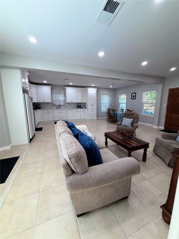 712 Regal Drive, Tool, TX 75143