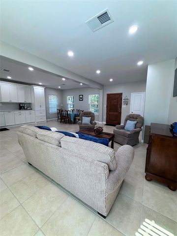 712 Regal Drive, Tool, TX 75143