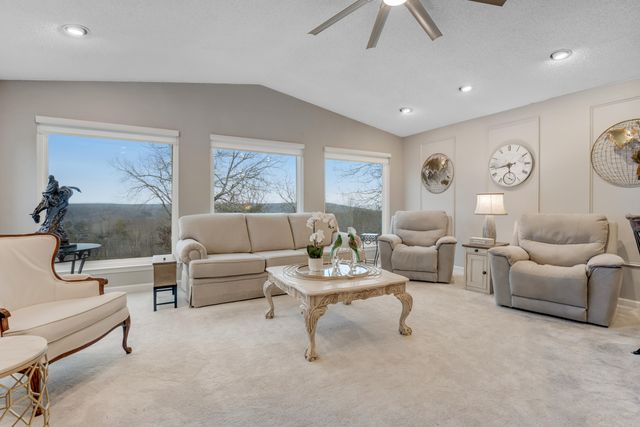 5910 Rainbow Springs Drive, Chattanooga, TN 37416