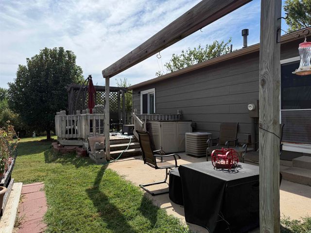 11517 W Jewell Ct, Wichita, KS 67209