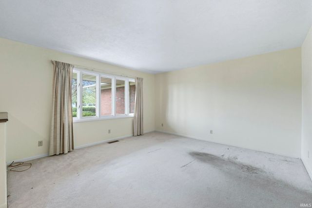 906 E 49Th Street, Marion, IN 46953