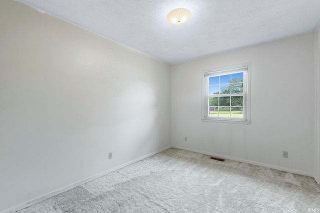 906 E 49Th Street, Marion, IN 46953