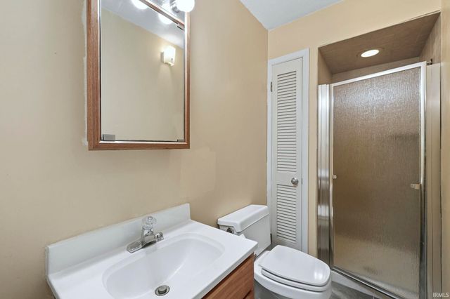 906 E 49Th Street, Marion, IN 46953