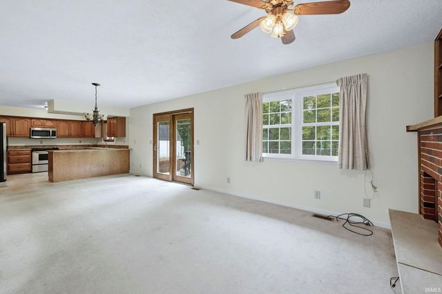 906 E 49Th Street, Marion, IN 46953