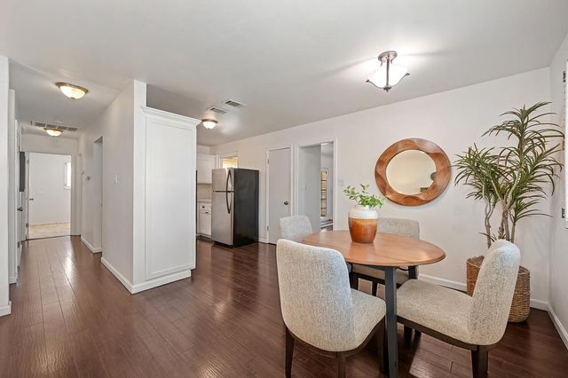 1338 School St, Folsom, CA 95630