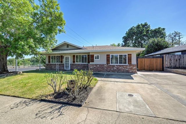1338 School St, Folsom, CA 95630