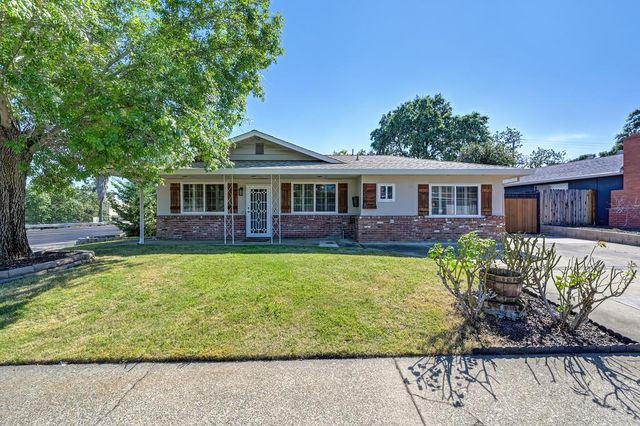 1338 School St, Folsom, CA 95630