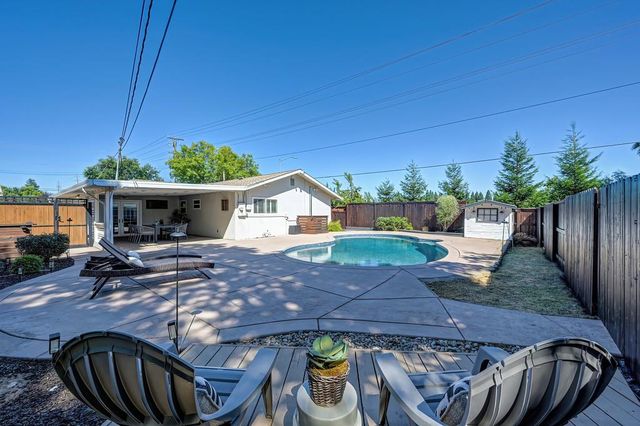 1338 School St, Folsom, CA 95630