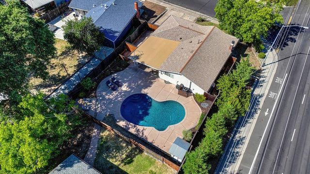 1338 School St, Folsom, CA 95630