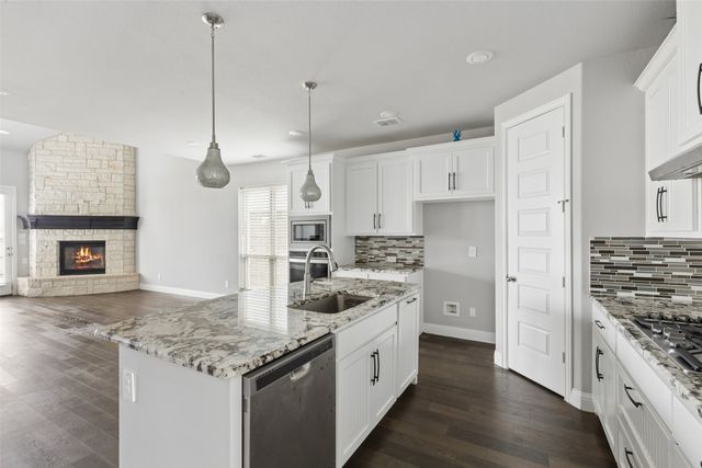 1043 Manchester Drive, Wylie, TX 75098