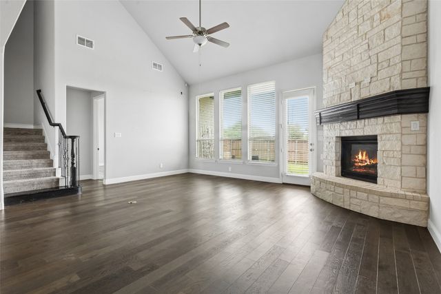 1043 Manchester Drive, Wylie, TX 75098