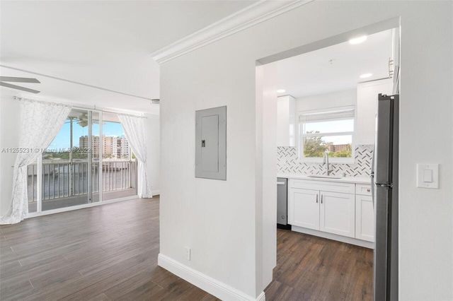 1505 N Riverside Drive 404, Pompano Beach, FL 33062