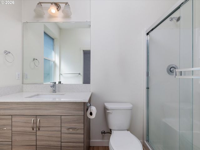 12661 Se LYDIA Ct, Portland, OR 97236
