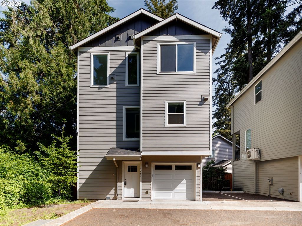 12661 Se LYDIA Ct, Portland, OR 97236