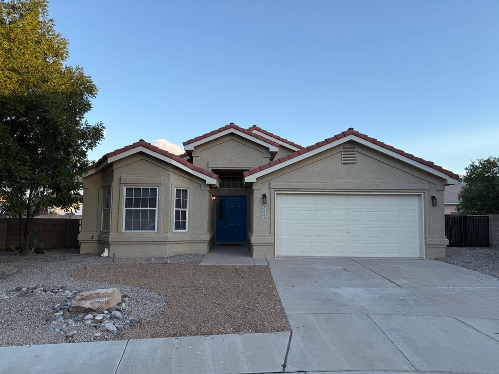 6843 LA ROCCA Road NW, Albuquerque, NM 87114