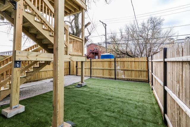 3125 W Polk Street, Chicago, IL 60612