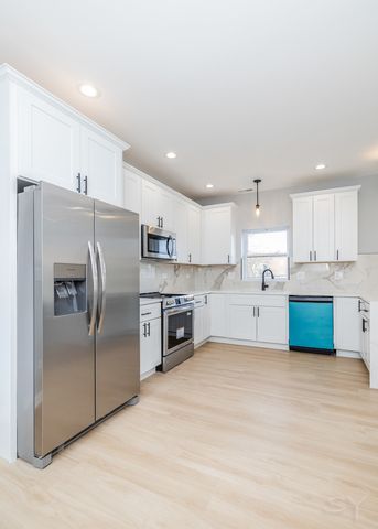 3125 W Polk Street, Chicago, IL 60612