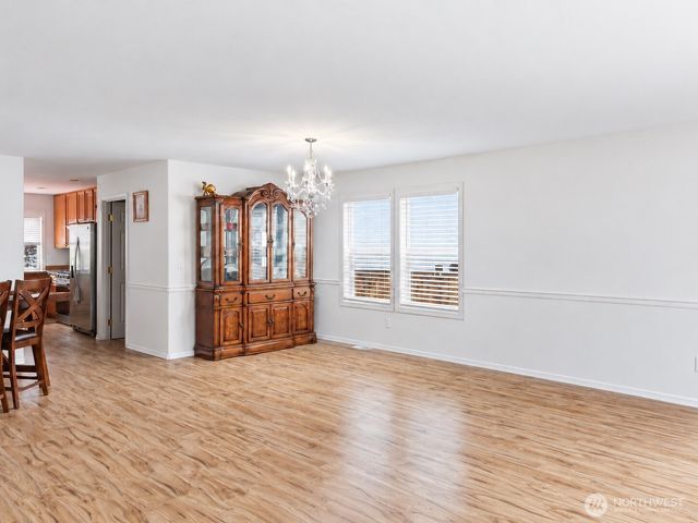 12509 th SE 299 Place SE, Auburn, WA 98092
